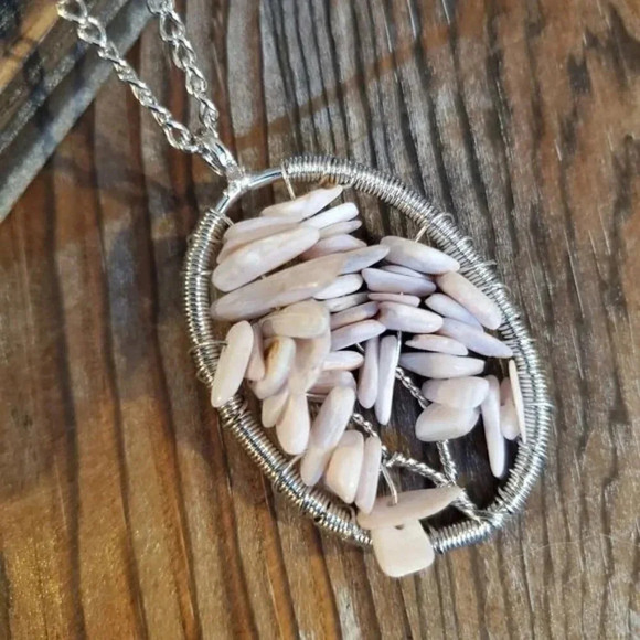Tree of Life Gemstone Necklace Bali Oyster Shell - Picture 1 of 3